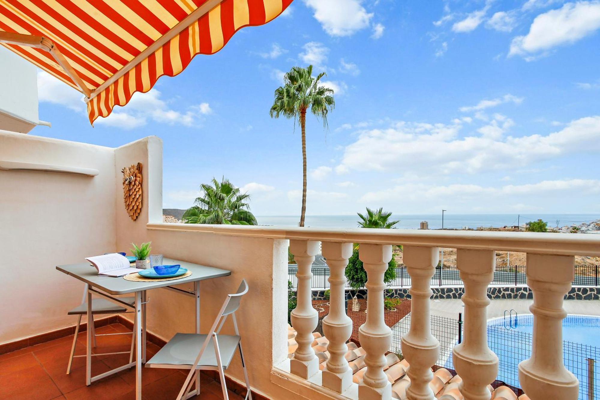 1 Bedroom Giuly Sea Views In Los Cristianos Los Cristianos  Exterior photo